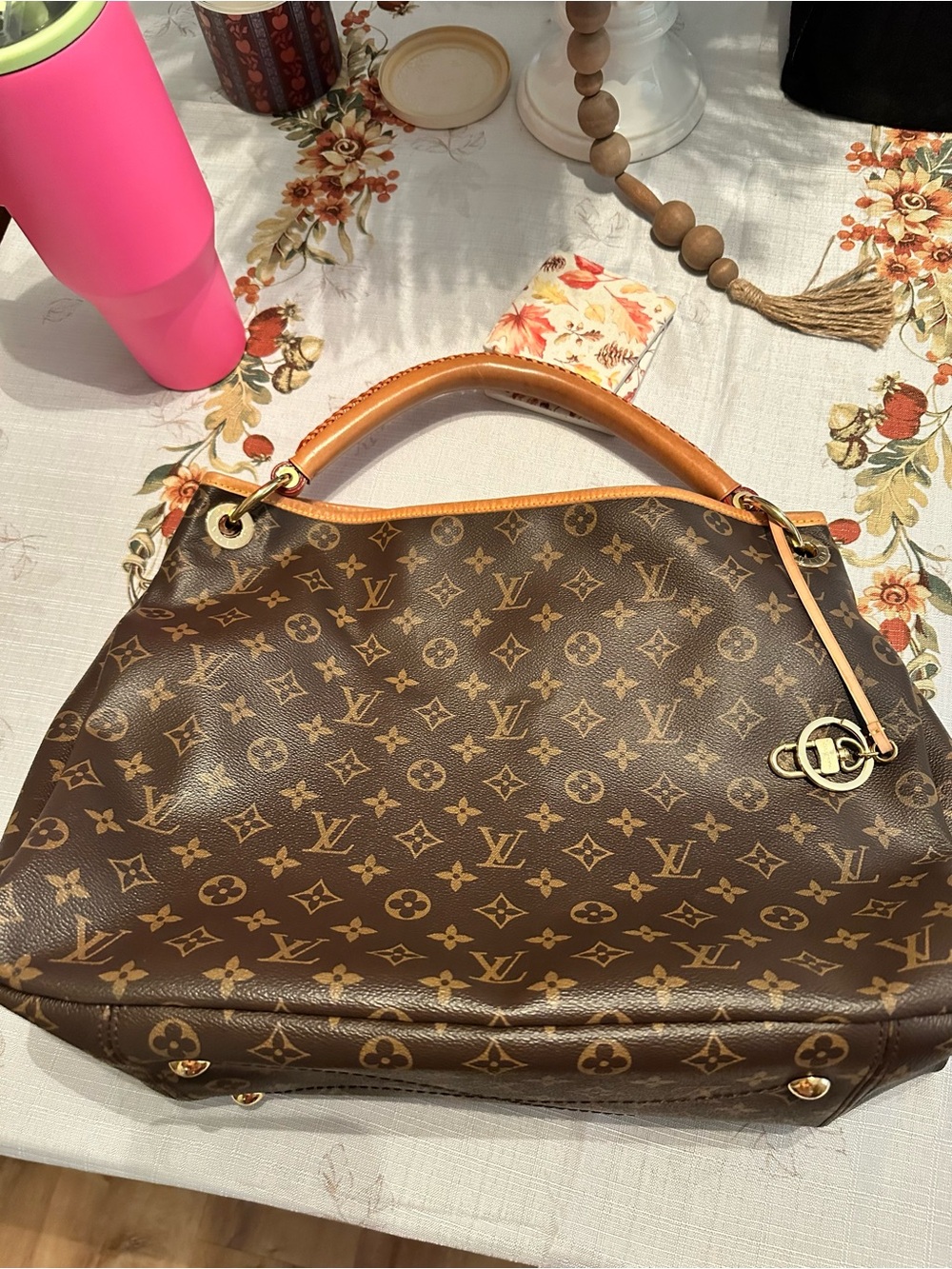 Authentic Louis Vuitton Monogram Canvas Hobo Shoulder Bag in Brown and Tan - Picture 5 of 12
